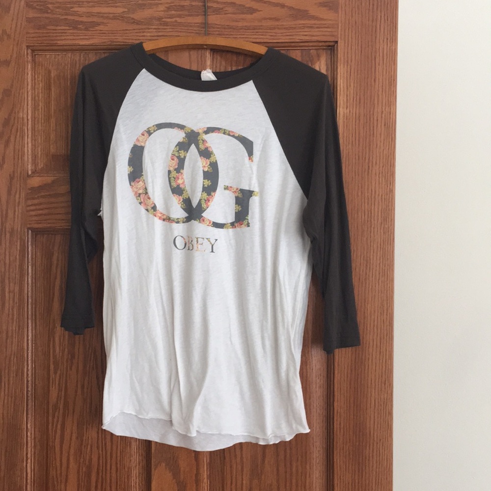 Obey baseball tee